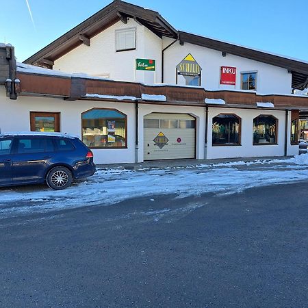 Gesa'S & Tom'S Stadtappartement Saalfelden Екстериор снимка